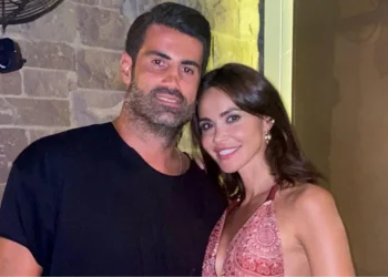 2010 yılında evlenen ve iki