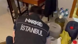 1 Ton 23 Kilogram Metamfetamin Ele Geçirildi: 6 İşçi Yakalandı