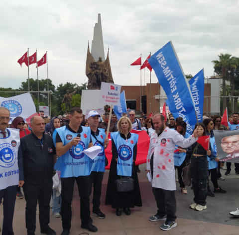 Öğretmenler, okul müdürü İbrahim