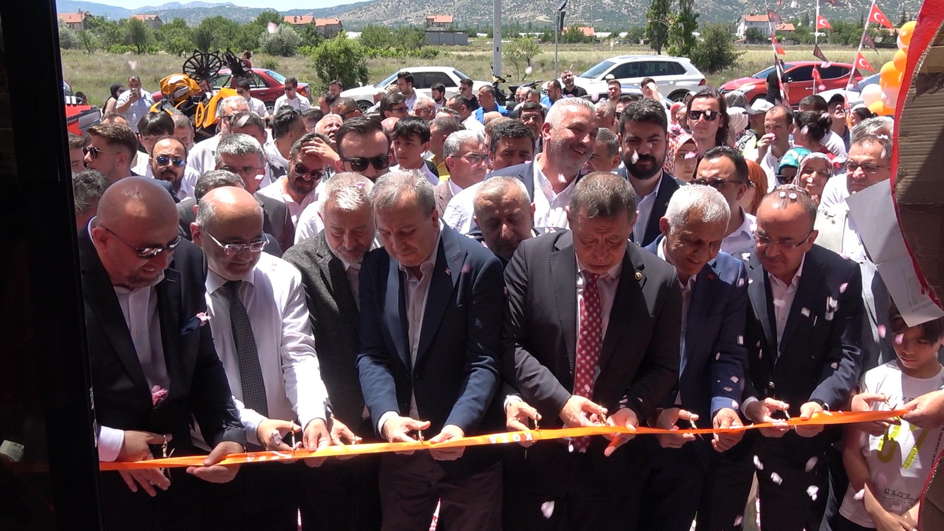Koza Tekstil Giyim Mağazası, Isparta’da