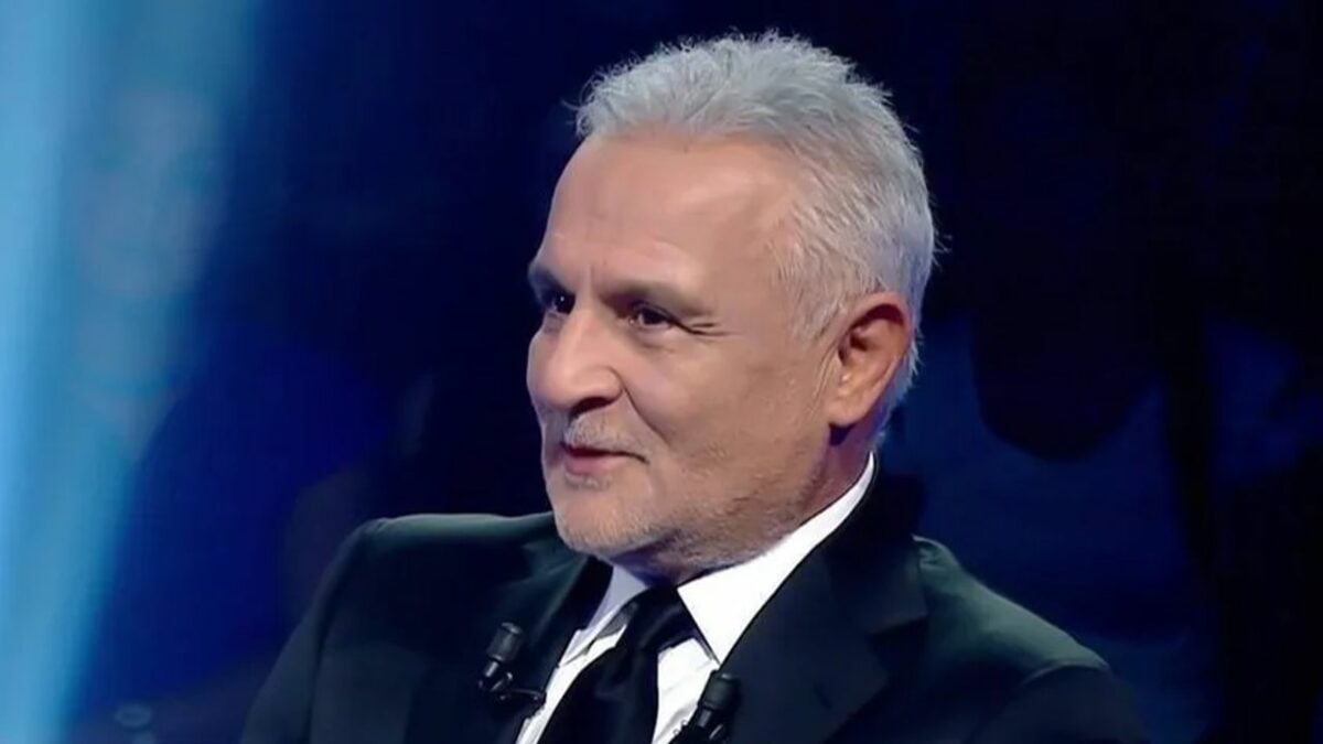 Usta Oyuncu Kenan Işık Hayata Veda Etti “Dadı” ve “Kim Milyoner