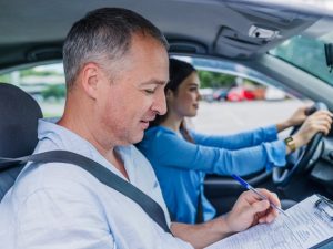 Sürücü Kursları ve Ehliyet Sınavında Yeni Yönetmelik Değişiklikleri