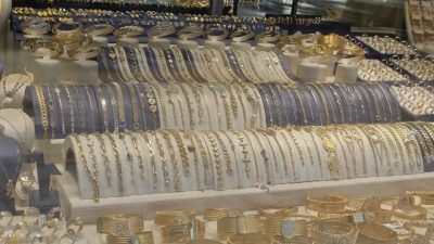 Altın fiyatlarındaki artış devam ederken,