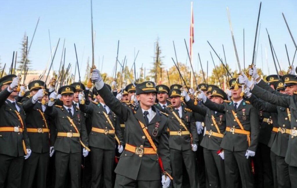 Kara Harp Okulu mezuniyet