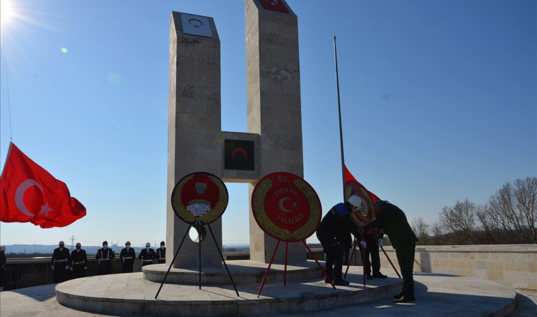 Edirne'de Asker Hastanesi Şehitliği'nde
