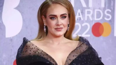 Dünyaca ünlü şarkıcı Adele, yaşadığı
