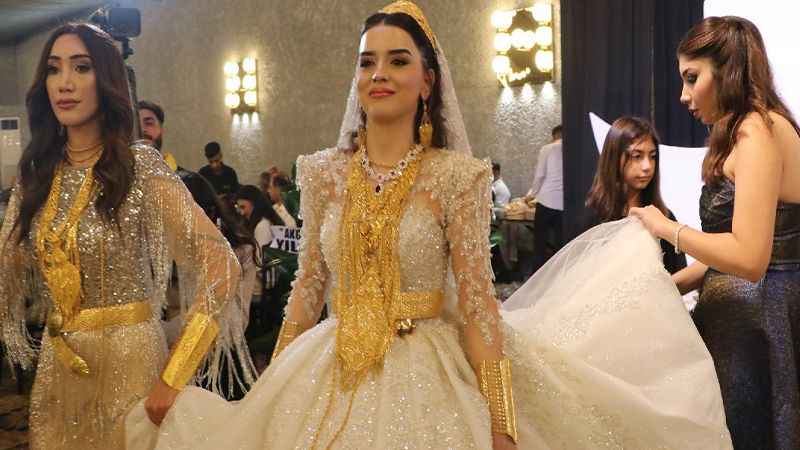 Van’da Büyük Düğün Töreni: 7 Bin Kişi Katıldı