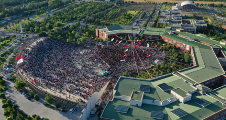 Süleyman Demirel Üniversitesi 32. Yaşını Kutladı