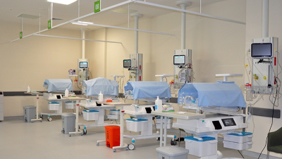 İstanbul'da özel bir hastanede 12