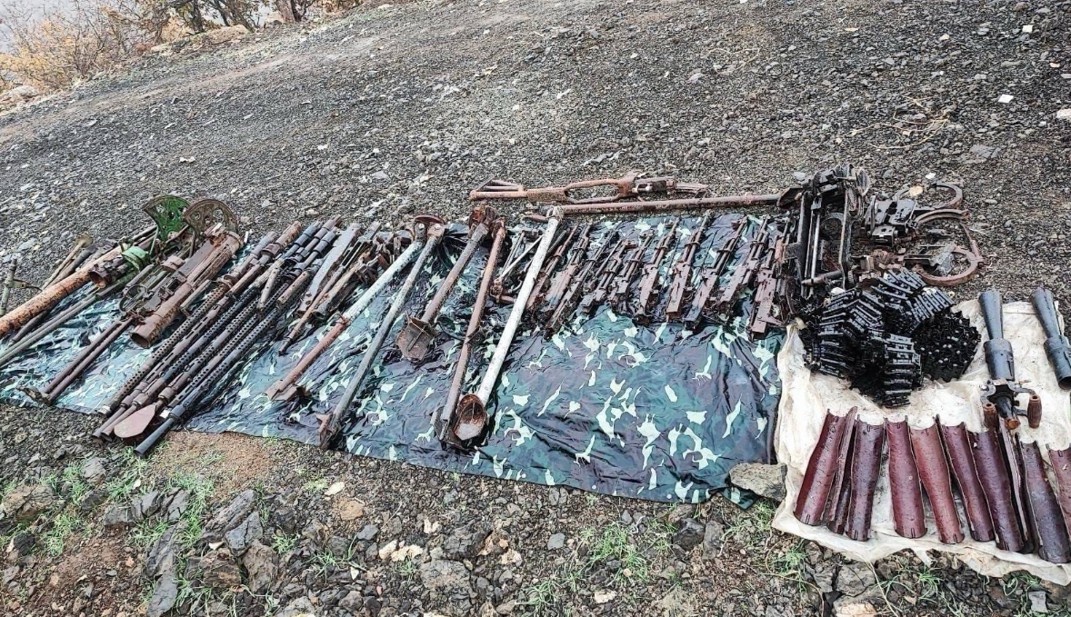 Zap’ta Teröristlere Ait Silah ve Mühimmat Ele Geçirildi