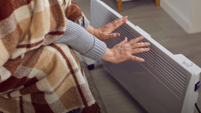 Antalya’nın Kepez ilçesinde, elektrikli ısıtıcıdan