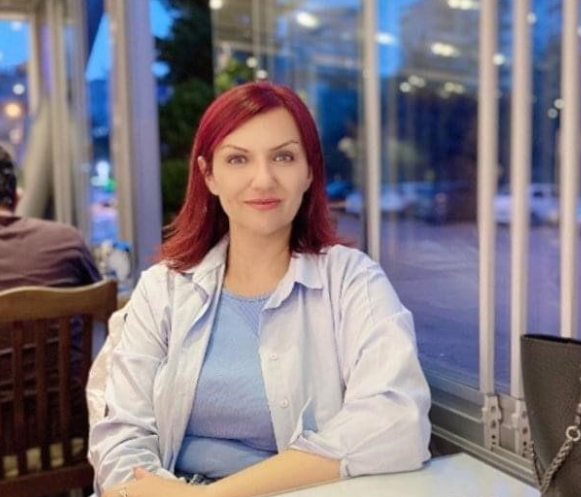 Kadın Cinayeti Davasında Şok İfadeler: “Kalbimdeki Gülü Kopardım” Antalya’da boşanma aşamasında olduğu