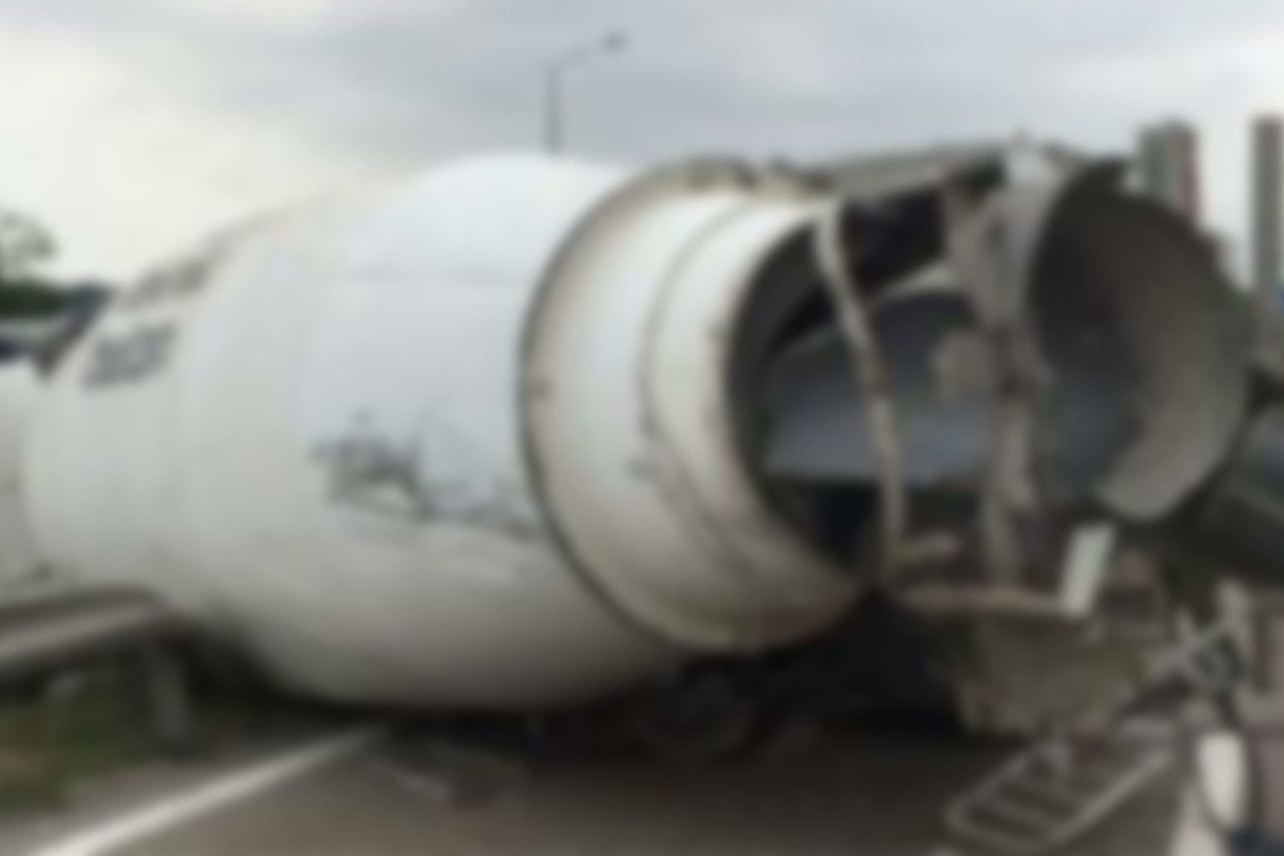 Beton Mikseri ile Kamyonet Çarpıştı: 1 Yaralı