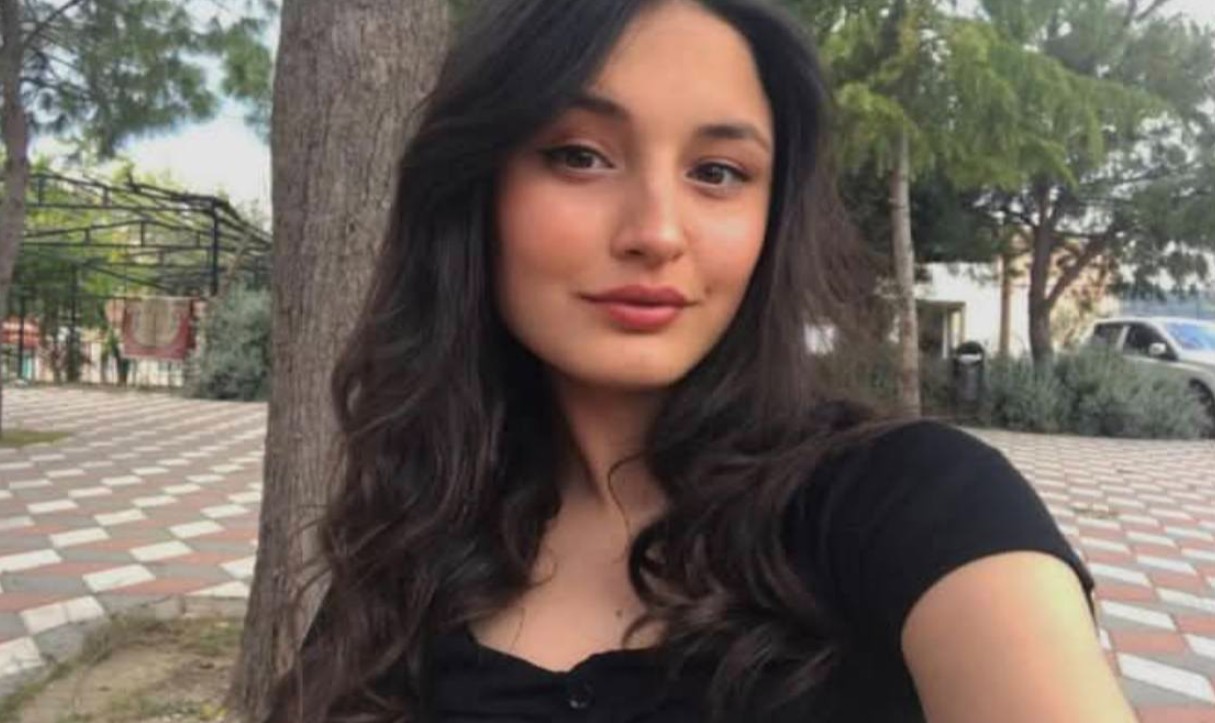 Feci Kazada Hayatını Kaybeden Sıla Karabacak, Memleketinde Toprağa Verildi