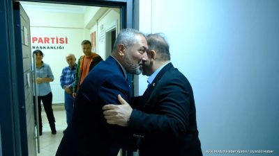 Isparta’da siyaset gündemi hareketliliğini sürdürüyor.