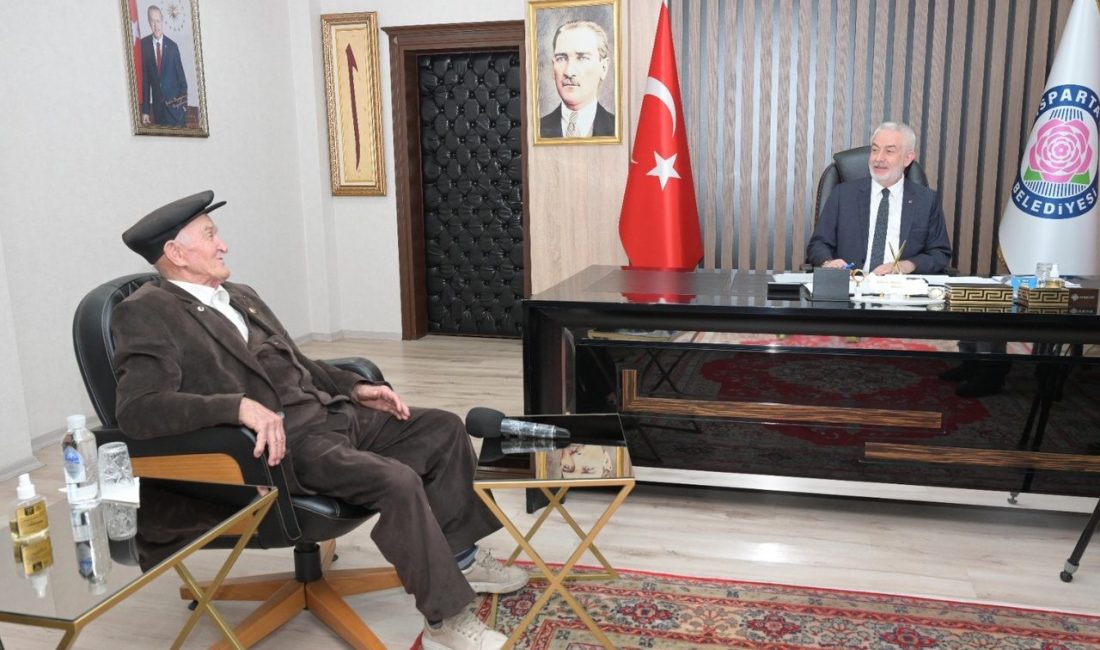Ethem Kızılkaya Cumhuriyet Bayramı’nı Kutladı ISPARTA (KFK Ajans) – Isparta’nın